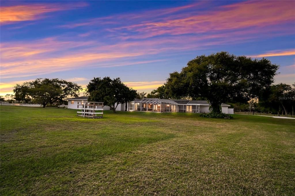 En Venta: $1,899,500 (6 camas, 5 baños, 4277 Pies cuadrados)
