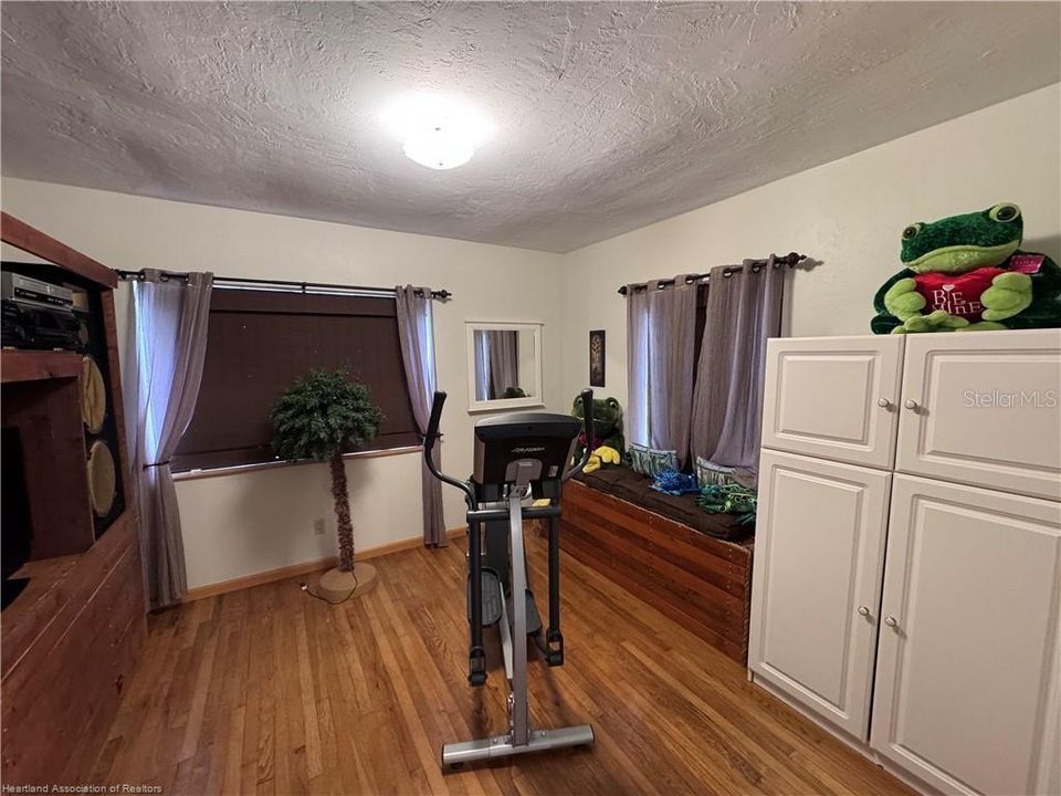 En Venta: $449,900 (1 camas, 1 baños, 1164 Pies cuadrados)