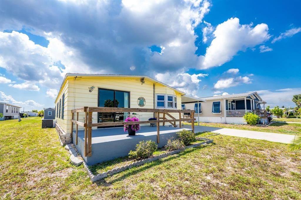 Activo con contrato: $119,900 (2 camas, 2 baños, 1296 Pies cuadrados)
