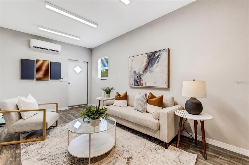 En Venta: $639,900 (4 camas, 3 baños, 2560 Pies cuadrados)