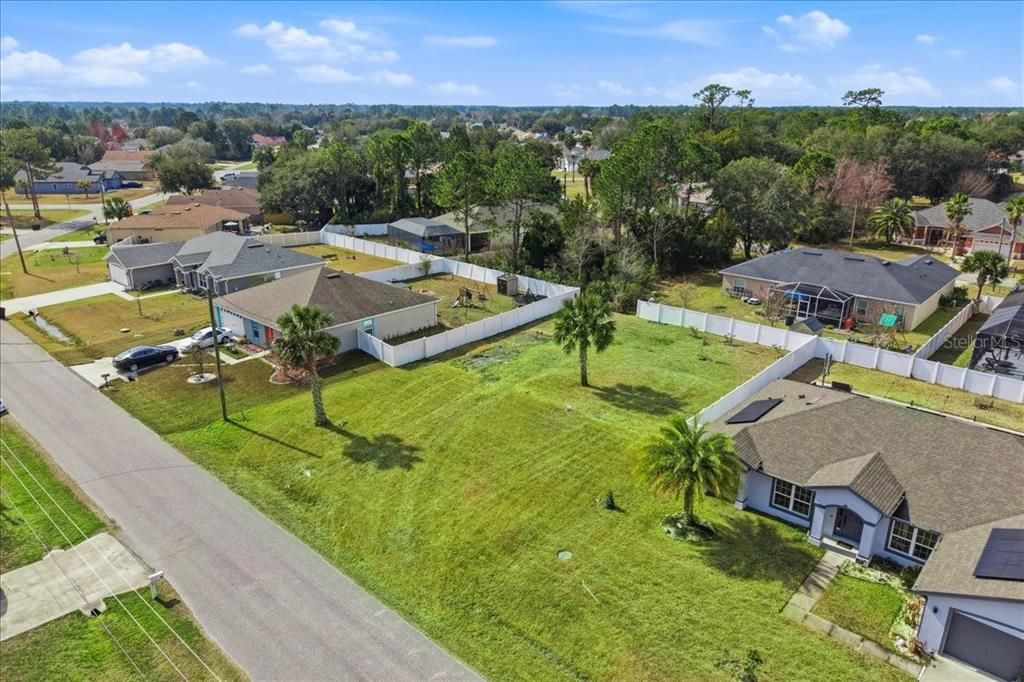 Activo con contrato: $76,000 (0.23 acres)