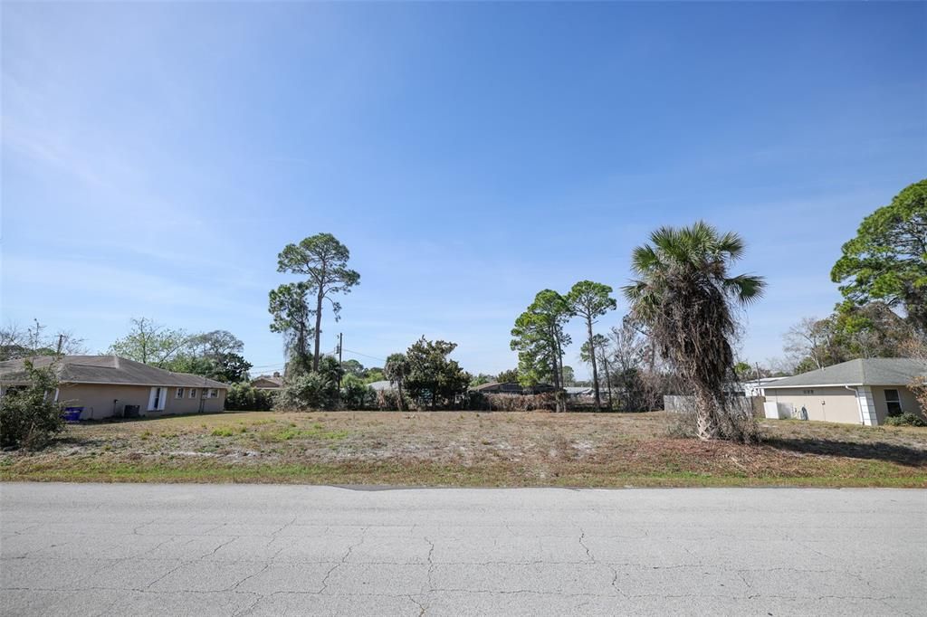 For Sale: $104,000 (0.34 acres)