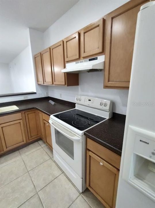 В аренду: $1,300 (2 спален, 2 ванн, 1143 Квадратных фут)