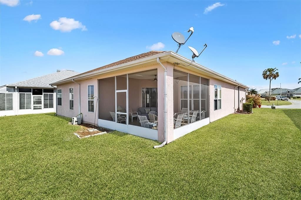 En Venta: $298,000 (3 camas, 2 baños, 1482 Pies cuadrados)