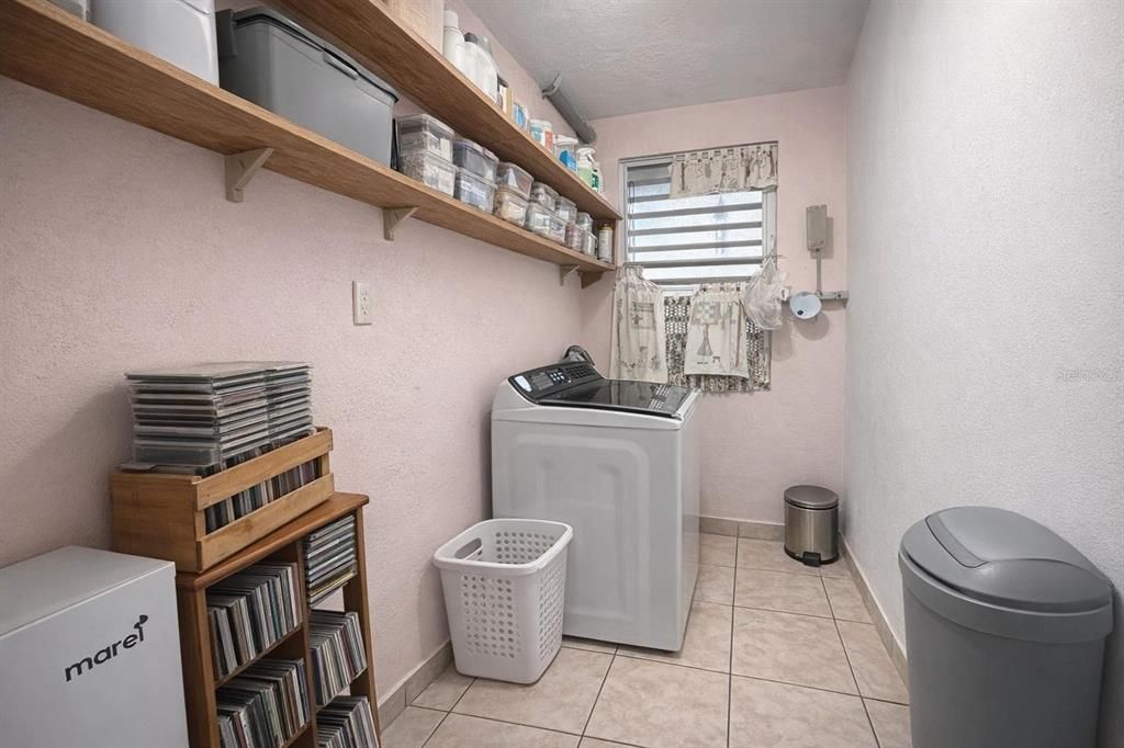 На продажу: $359,000 (3 спален, 3 ванн, 3400 Квадратных фут)
