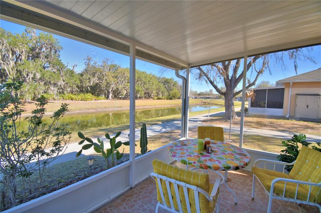 For Sale: $107,000 (1 beds, 1 baths, 648 Square Feet)