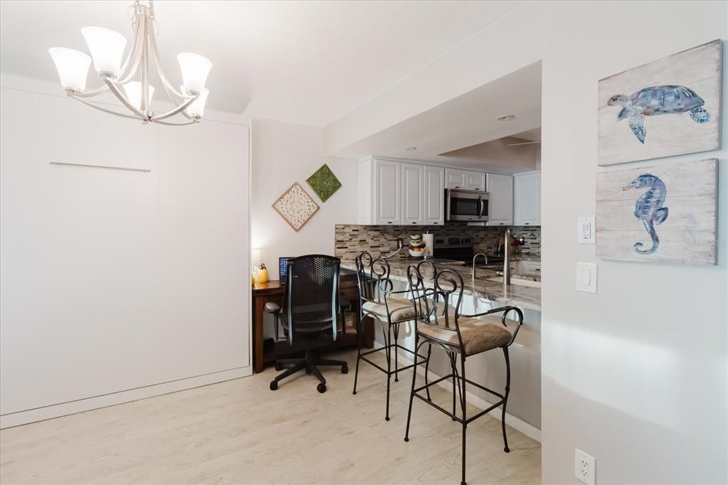 For Sale: $299,999 (1 beds, 1 baths, 968 Square Feet)