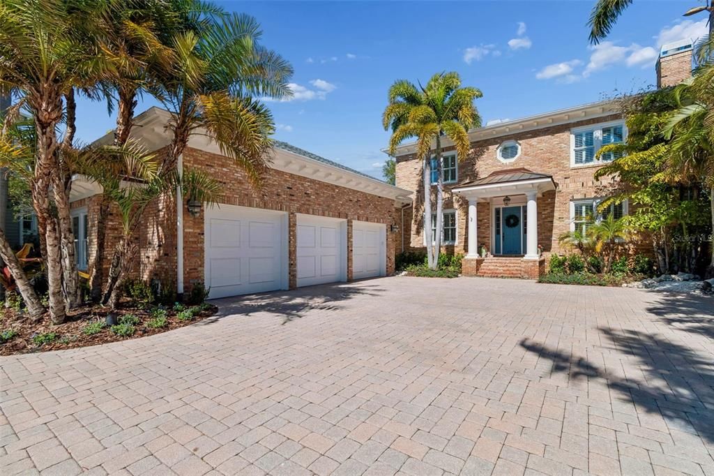 En Venta: $4,495,000 (5 camas, 5 baños, 5325 Pies cuadrados)