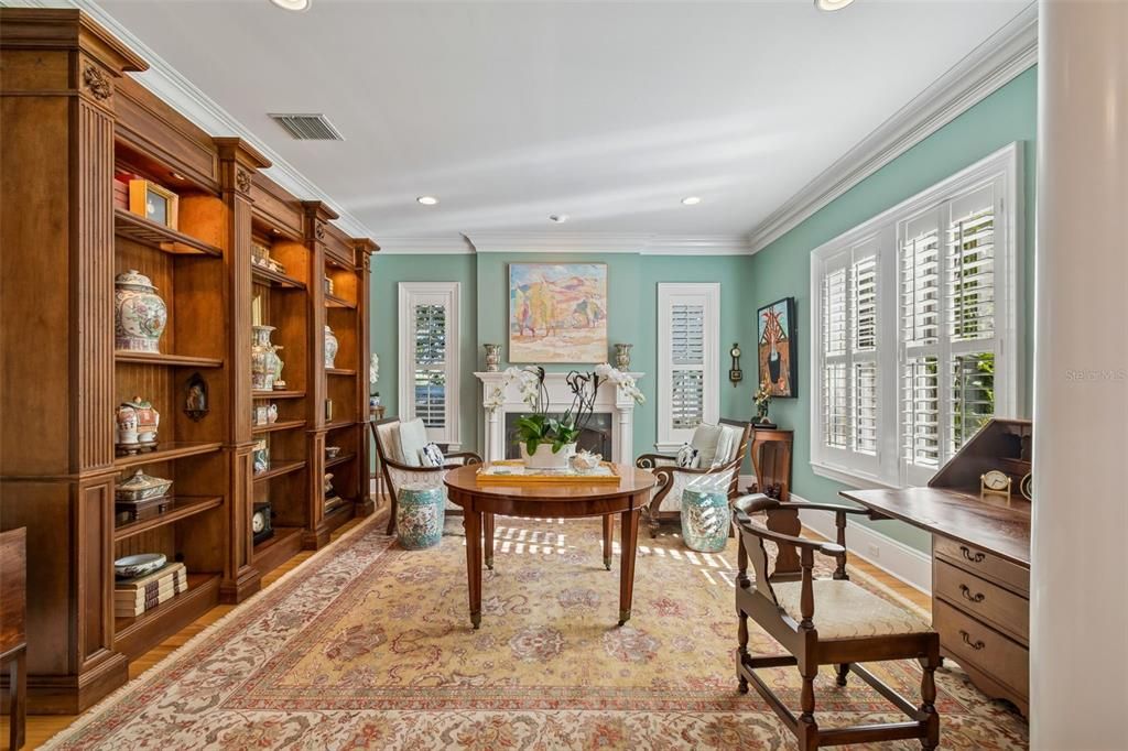 En Venta: $4,495,000 (5 camas, 5 baños, 5325 Pies cuadrados)