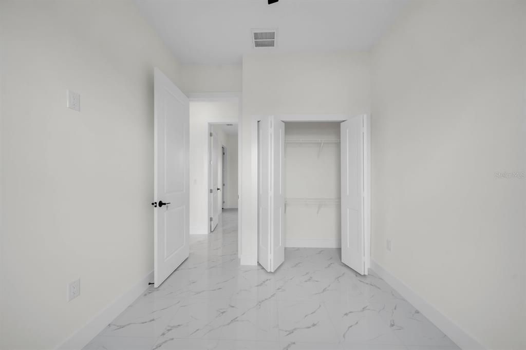 На продажу: $289,900 (3 спален, 3 ванн, 1057 Квадратных фут)