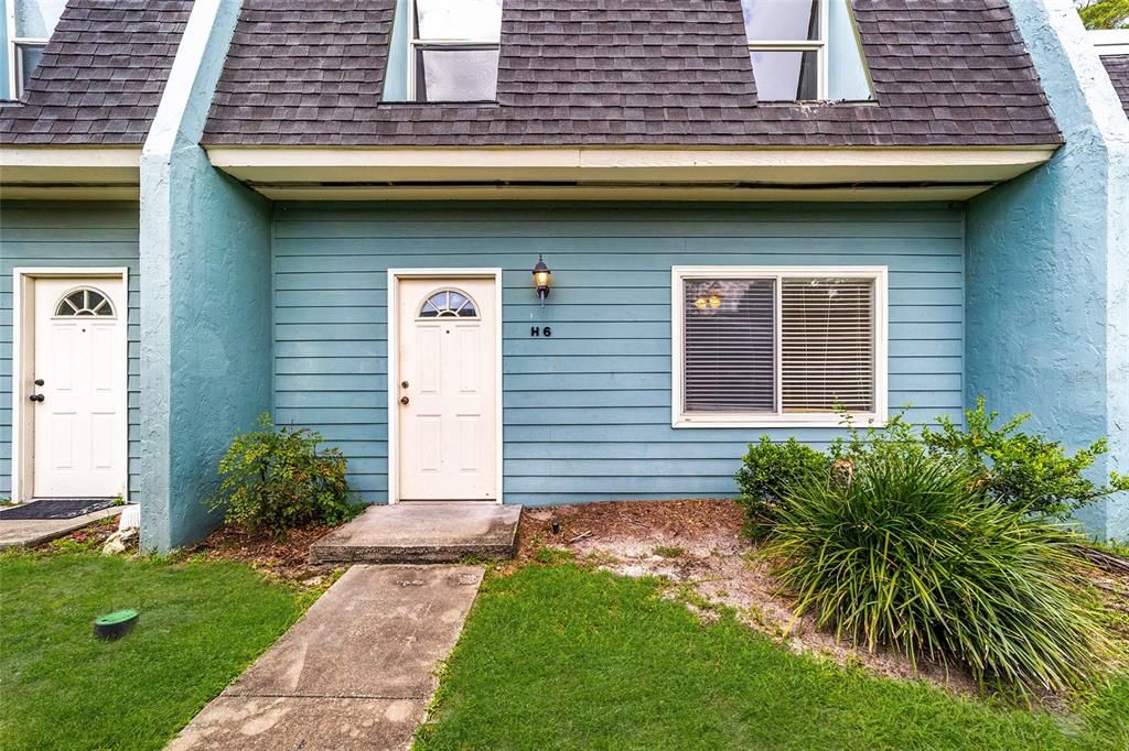 На продажу: $174,400 (4 спален, 2 ванн, 1638 Квадратных фут)