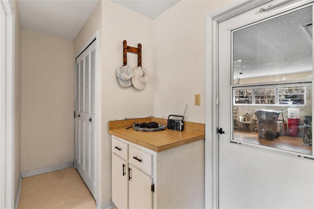 Activo con contrato: $279,900 (3 camas, 2 baños, 1933 Pies cuadrados)