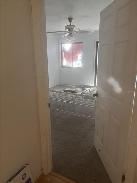 На продажу: $210,000 (2 спален, 2 ванн, 1401 Квадратных фут)