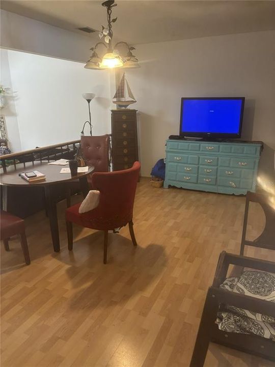 На продажу: $210,000 (2 спален, 2 ванн, 1401 Квадратных фут)