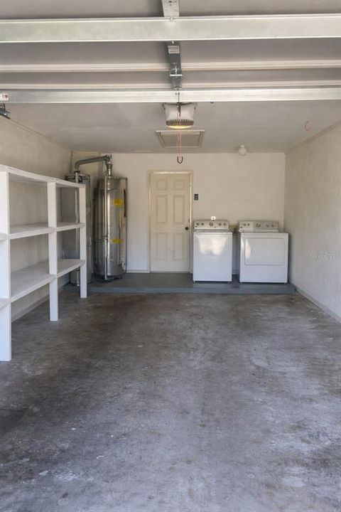 На продажу: $210,000 (2 спален, 2 ванн, 1401 Квадратных фут)