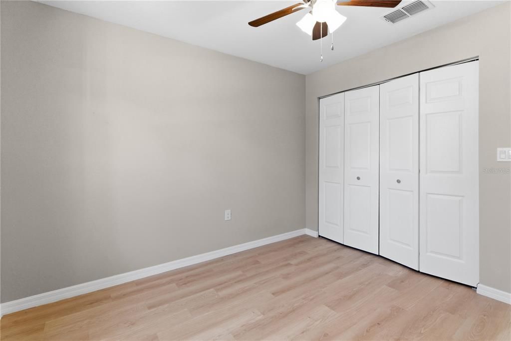 待售: $305,000 (3 贝兹, 2 浴室, 1352 平方英尺)