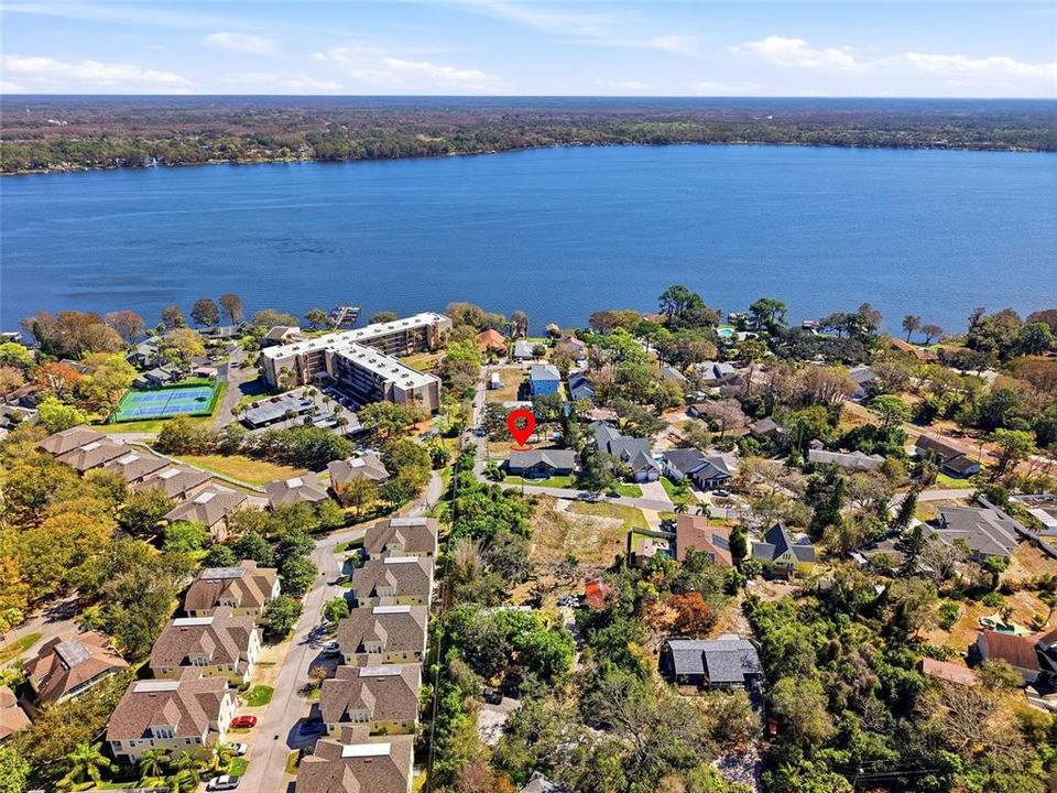 На продажу: $155,000 (0.16 acres)