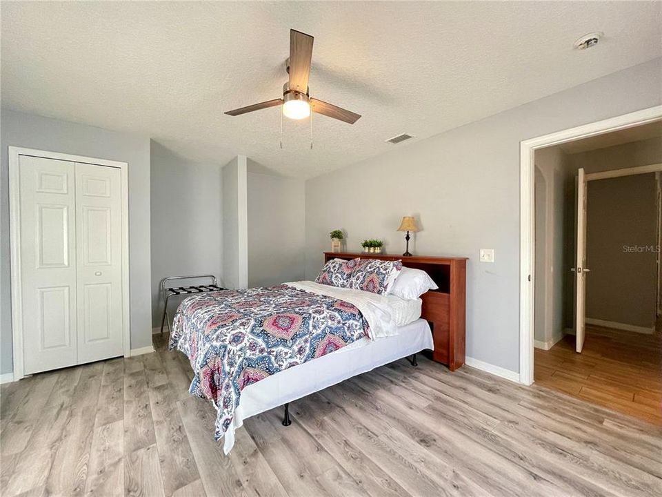 For Rent: $2,600 (4 beds, 2 baths, 2489 Square Feet)