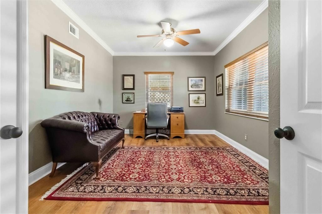 For Sale: $539,000 (3 beds, 2 baths, 1713 Square Feet)