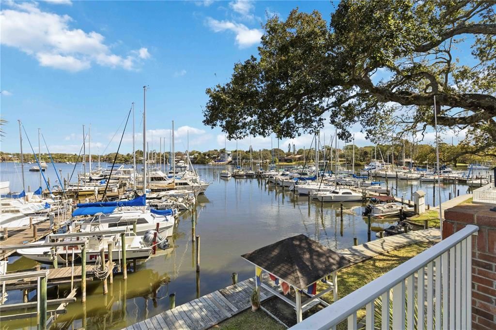 For Sale: $539,000 (3 beds, 2 baths, 1713 Square Feet)