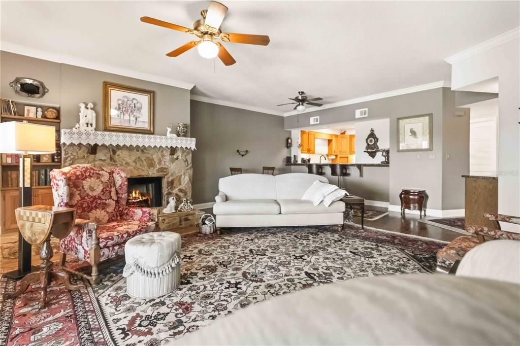 For Sale: $539,000 (3 beds, 2 baths, 1713 Square Feet)