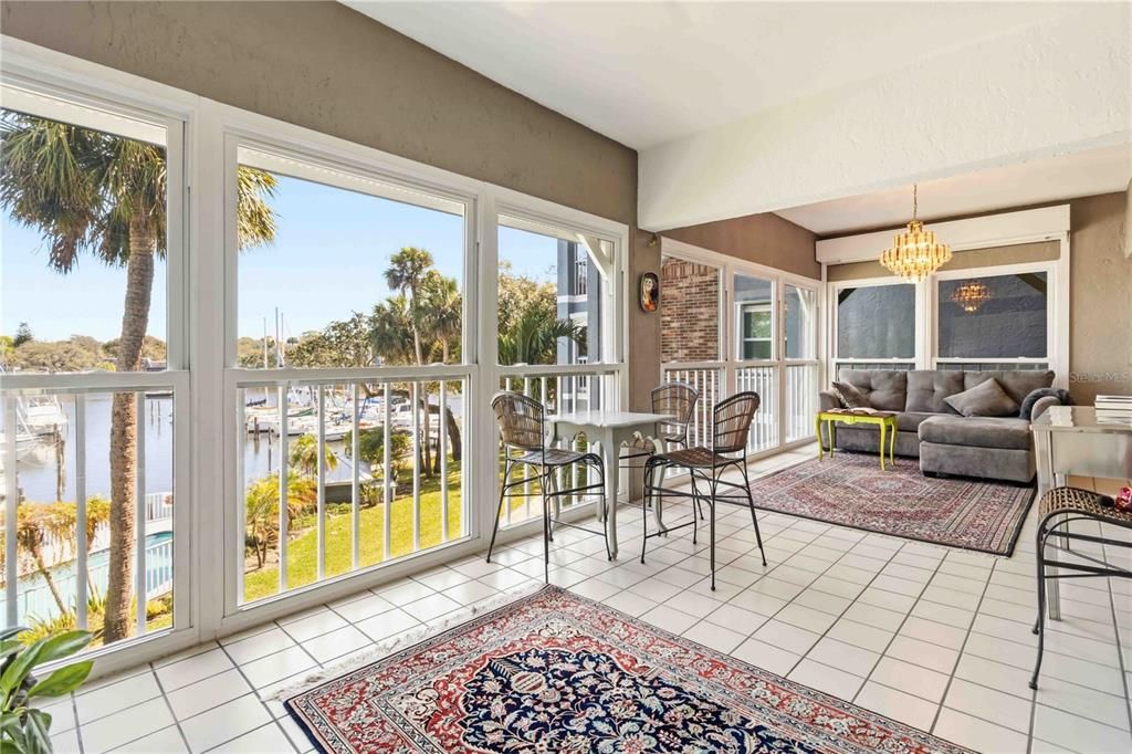 For Sale: $539,000 (3 beds, 2 baths, 1713 Square Feet)