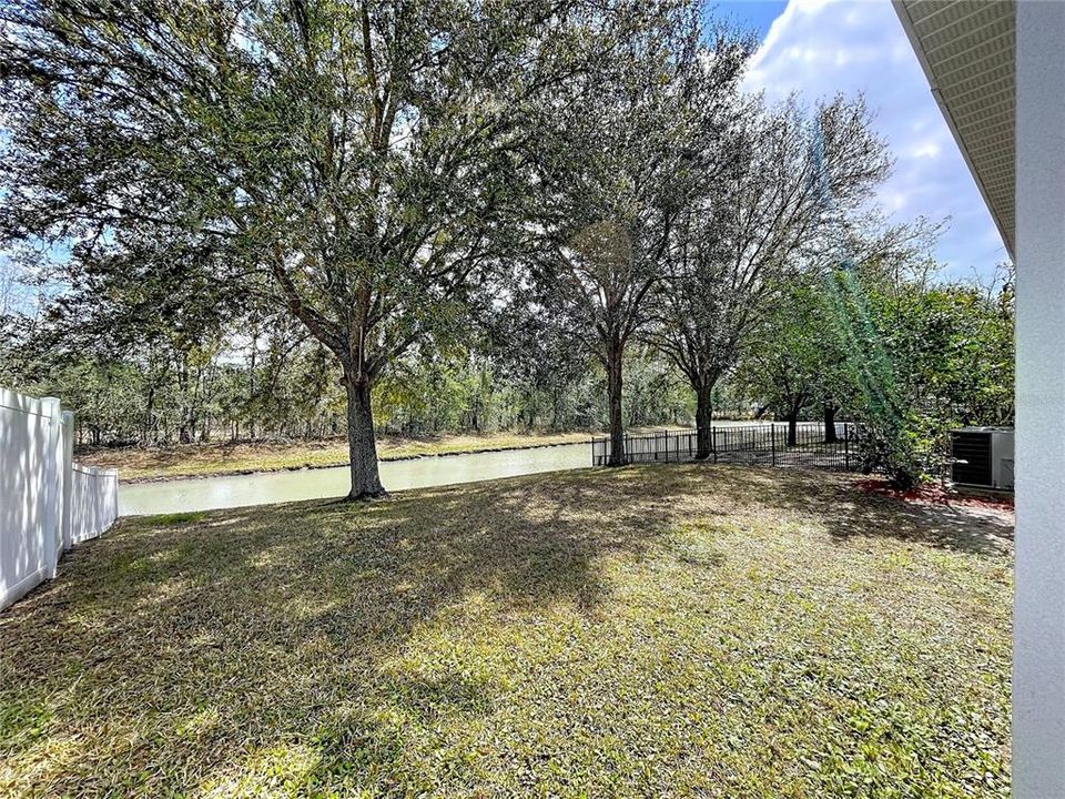 En Venta: $299,000 (3 camas, 2 baños, 1722 Pies cuadrados)