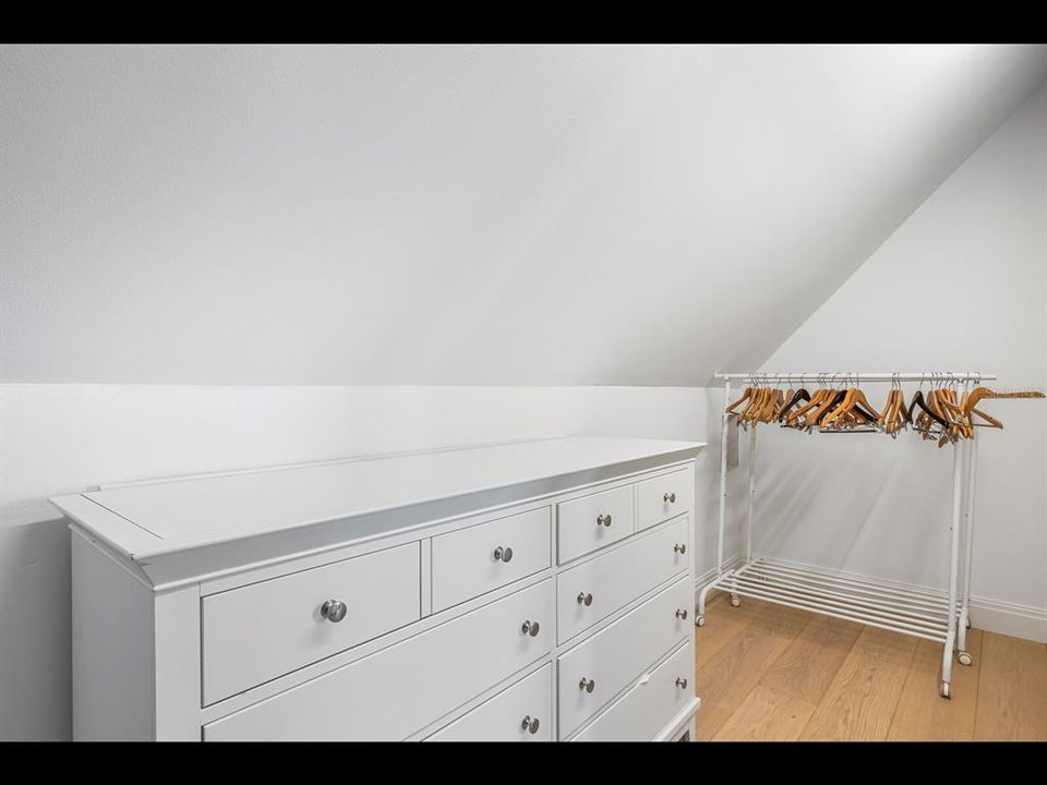 For Sale: $7,950,000 (8 beds, 7 baths, 5792 Square Feet)
