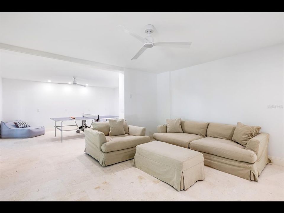 For Sale: $7,950,000 (8 beds, 7 baths, 5792 Square Feet)