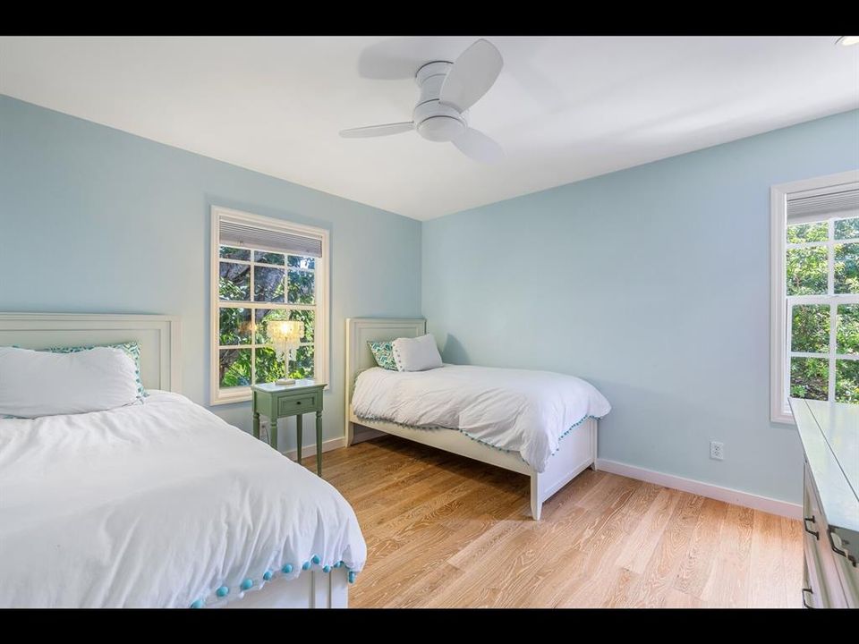 For Sale: $7,950,000 (8 beds, 7 baths, 5792 Square Feet)