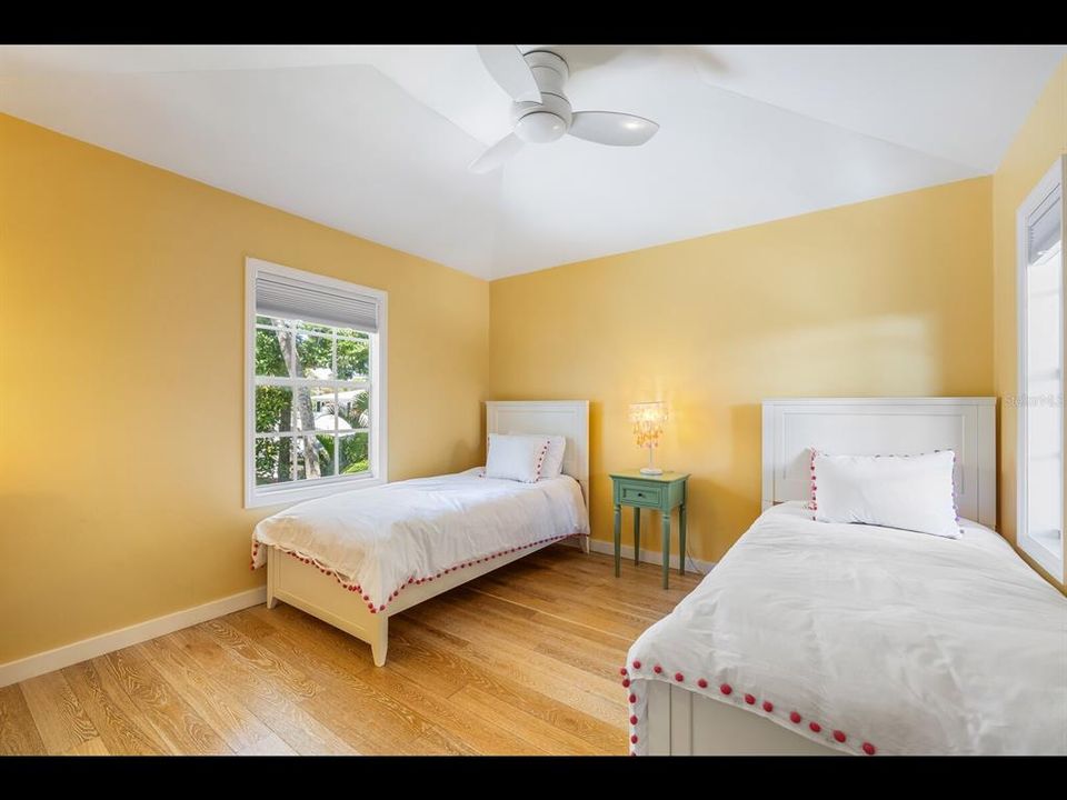 For Sale: $7,950,000 (8 beds, 7 baths, 5792 Square Feet)