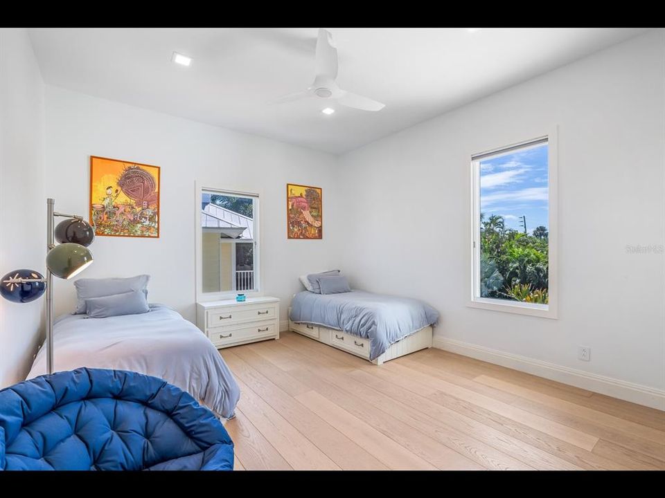 For Sale: $7,950,000 (8 beds, 7 baths, 5792 Square Feet)