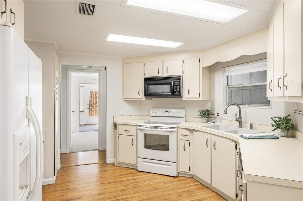 Activo con contrato: $189,000 (2 camas, 2 baños, 1344 Pies cuadrados)
