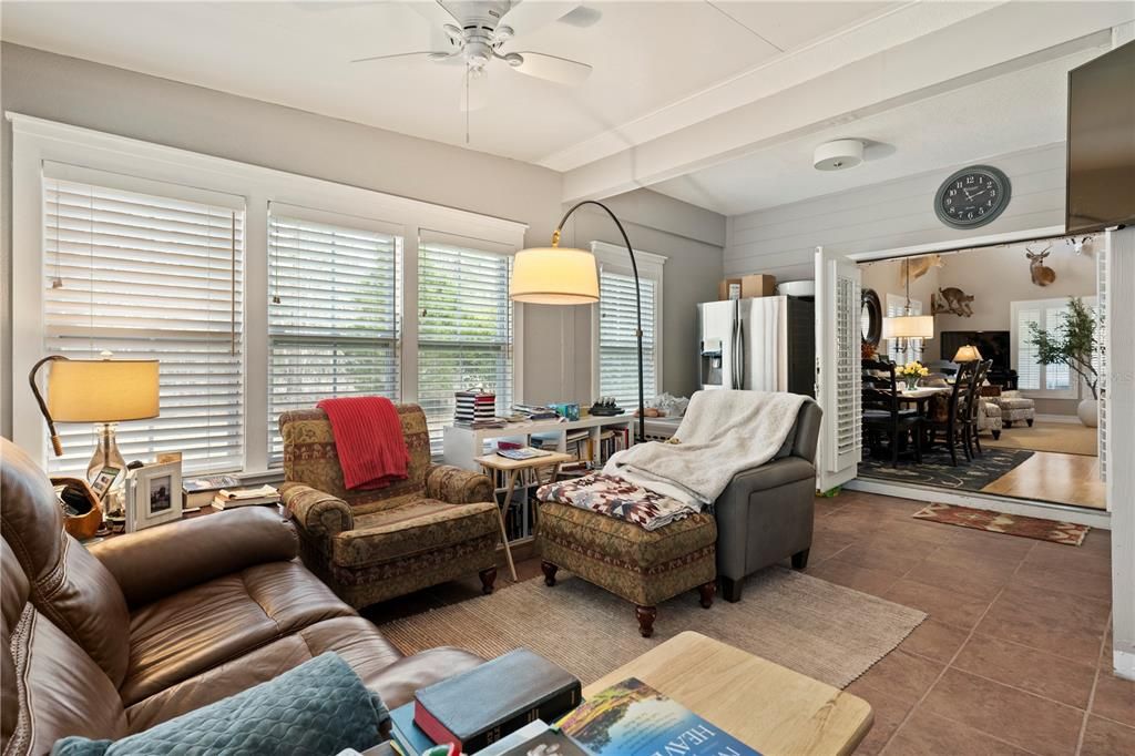 For Sale: $775,000 (3 beds, 2 baths, 4000 Square Feet)