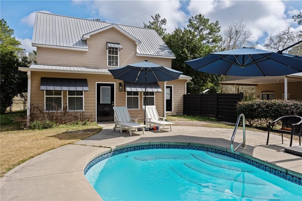 For Sale: $775,000 (3 beds, 2 baths, 4000 Square Feet)