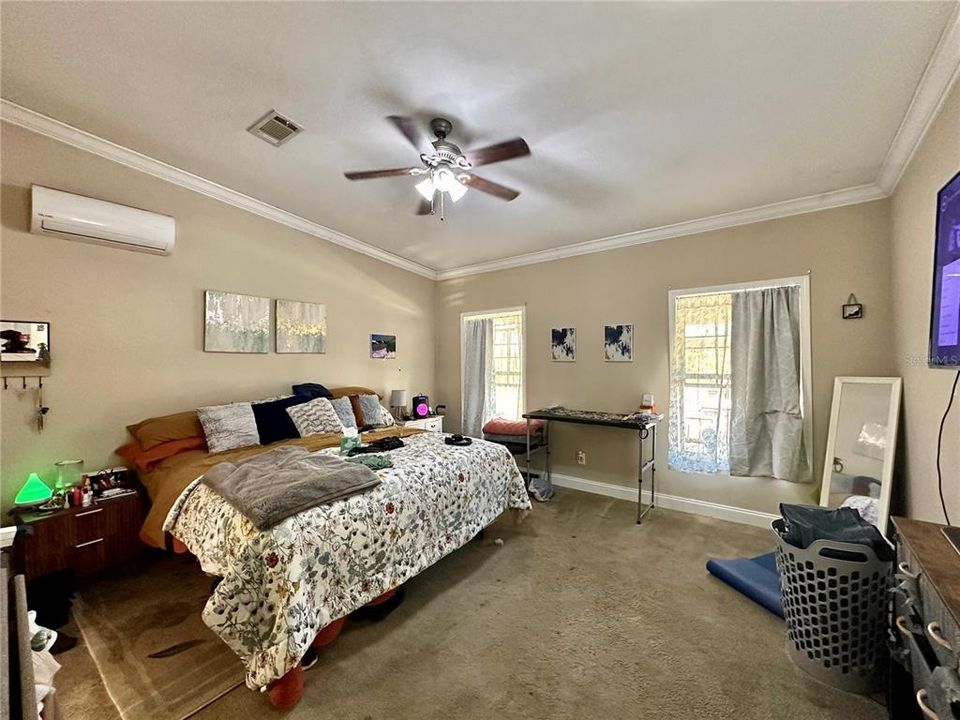 For Sale: $350,000 (3 beds, 2 baths, 2128 Square Feet)