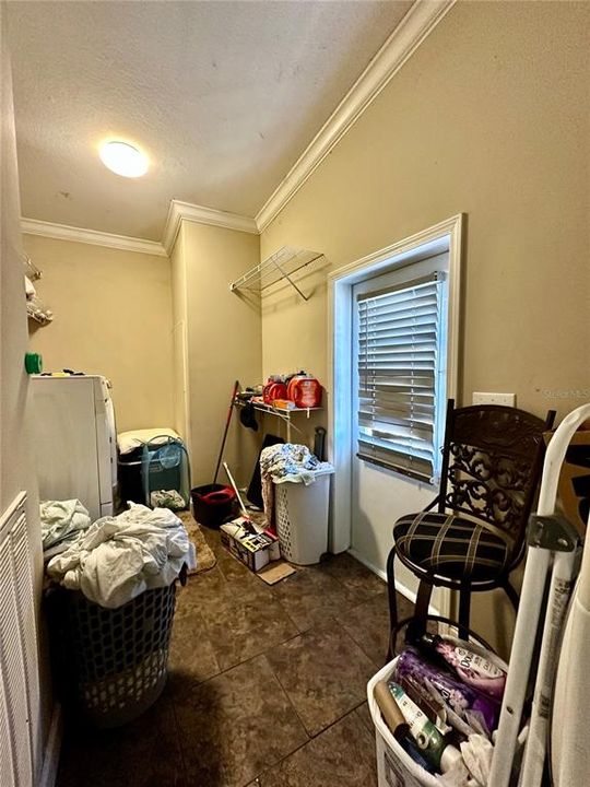 For Sale: $350,000 (3 beds, 2 baths, 2128 Square Feet)