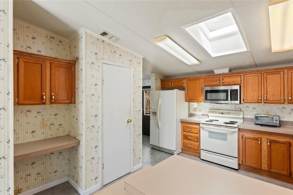 En Venta: $298,000 (3 camas, 2 baños, 1512 Pies cuadrados)