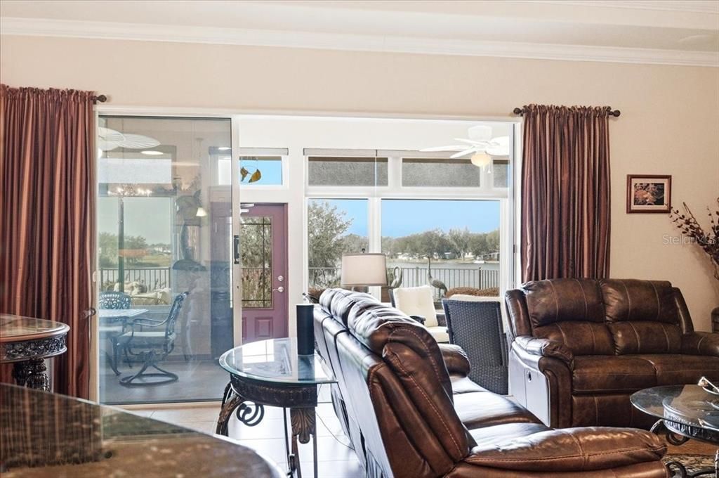 For Sale: $659,000 (3 beds, 2 baths, 1936 Square Feet)