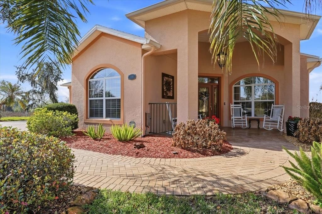 For Sale: $659,000 (3 beds, 2 baths, 1936 Square Feet)