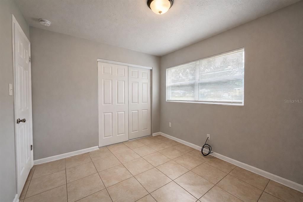 Activo con contrato: $179,900 (3 camas, 1 baños, 936 Pies cuadrados)