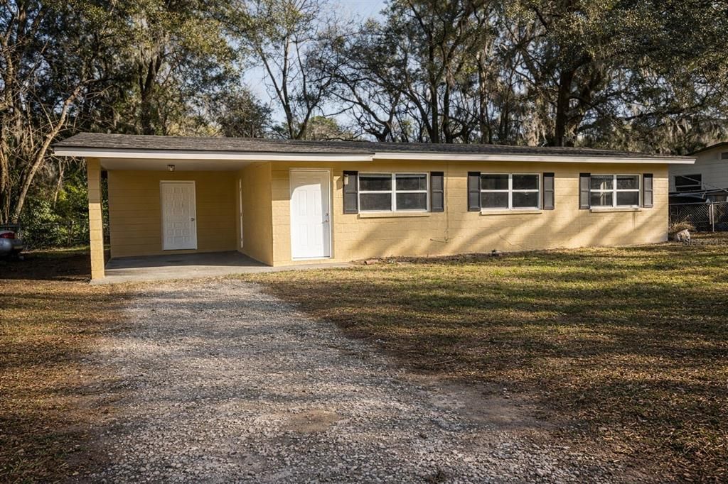 Activo con contrato: $179,900 (3 camas, 1 baños, 936 Pies cuadrados)