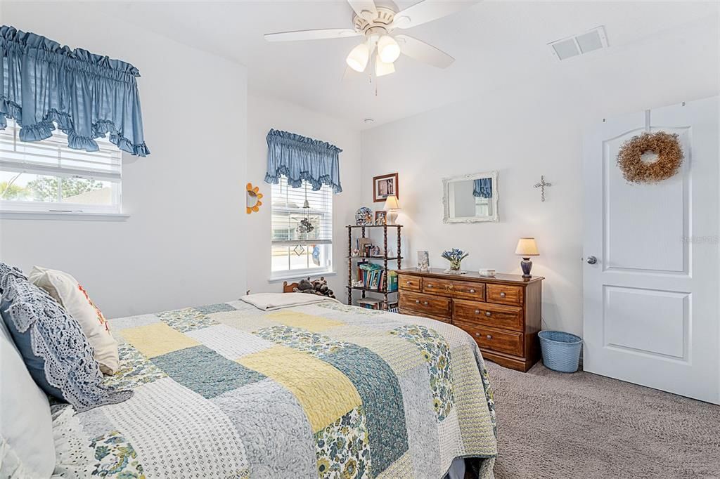For Sale: $409,900 (3 beds, 2 baths, 1850 Square Feet)