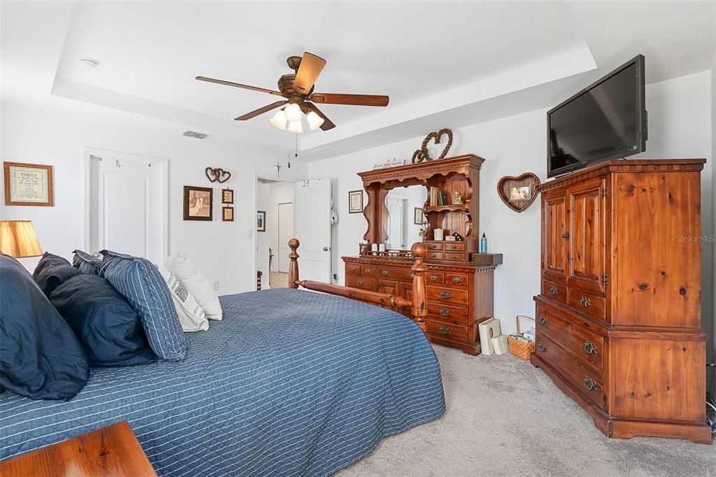 For Sale: $409,900 (3 beds, 2 baths, 1850 Square Feet)