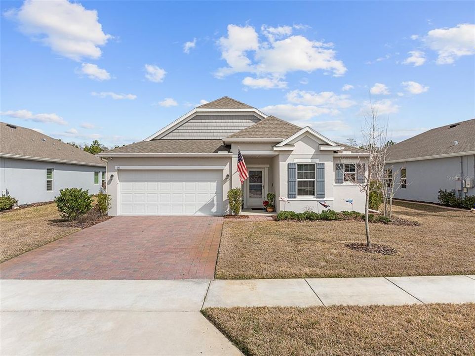For Sale: $409,900 (3 beds, 2 baths, 1850 Square Feet)