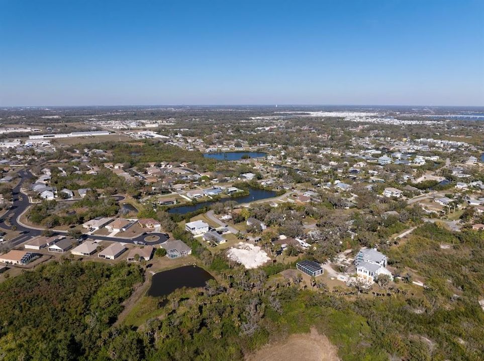 На продажу: $260,000 (0.52 acres)