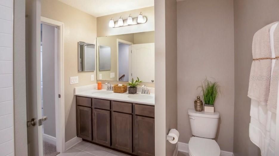 For Sale: $437,990 (4 beds, 2 baths, 1949 Square Feet)