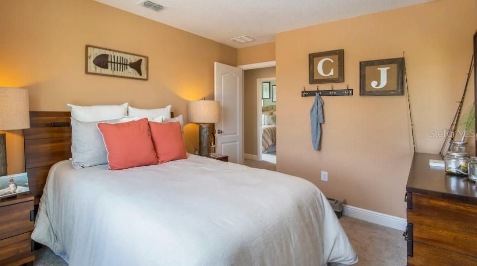 For Sale: $437,990 (4 beds, 2 baths, 1949 Square Feet)