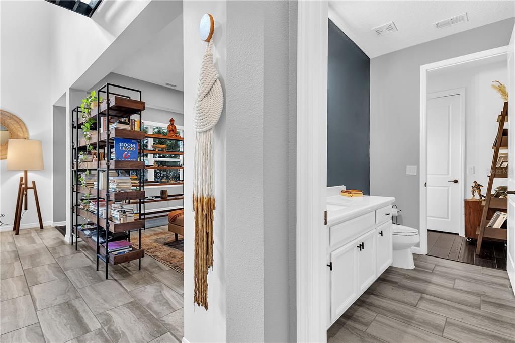 Activo con contrato: $720,000 (5 camas, 3 baños, 2934 Pies cuadrados)