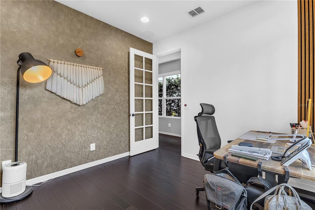 Activo con contrato: $720,000 (5 camas, 3 baños, 2934 Pies cuadrados)